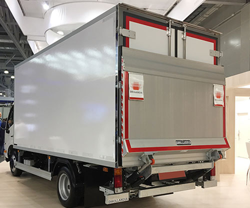 fuso-canter-tailgate-lorryrental